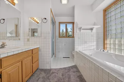Bath - 100 Mountain Cir, Eureka, MT 59917 photo 2 of 4