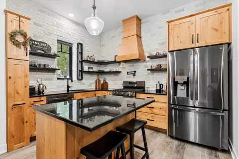 101 Little Mountain Rd, Whitefish, MT 59937