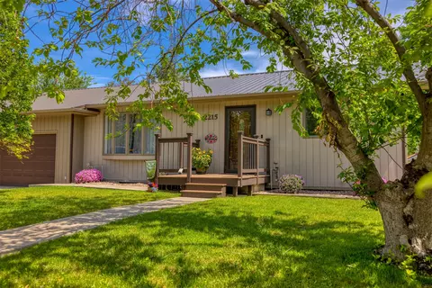 2215 13th St SW, Great Falls, MT 59404