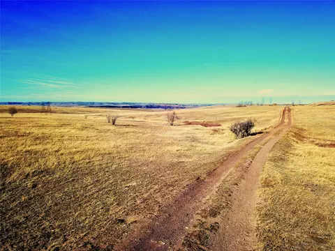 205 Ross Rd, Great Falls, MT 59405