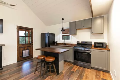 Kitchen - 30260 Beavertail Rd, Clinton, MT 59825 photo 3 of 3