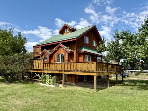 501 1st Ave, Saint Ignatius, MT 59865