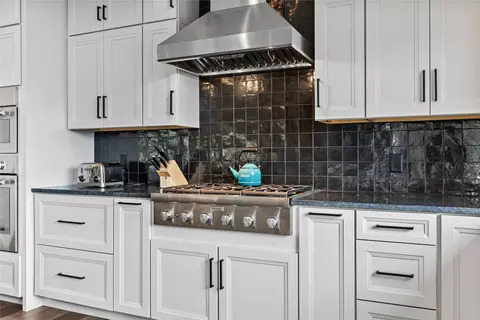 Kitchen - 748 Ranch Ridge Ln, Florence, MT 59833 photo 4 of 6