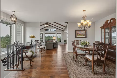 Dining - 526 Bitterroot Dr, Florence, MT 59833 photo 1 of 4