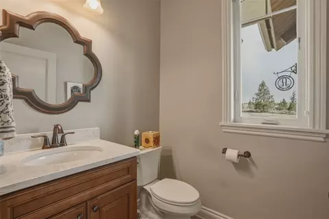 Bath - 526 Bitterroot Dr, Florence, MT 59833 photo 1 of 8
