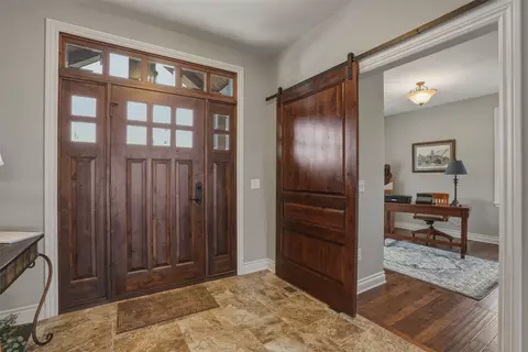 Entry Way - 526 Bitterroot Dr, Florence, MT 59833 photo 2 of 5