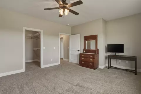 Bedroom - 526 Bitterroot Dr, Florence, MT 59833 photo 6 of 8
