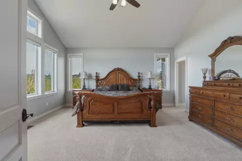 Bedroom - 526 Bitterroot Dr, Florence, MT 59833 photo 1 of 8