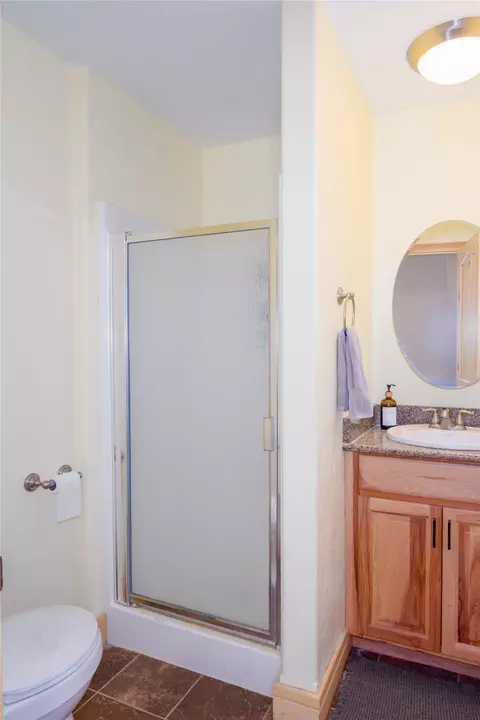 Bath - 107 Sugarloaf Ln, Libby, MT 59923 photo 3 of 4