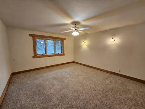Bedroom - 645 Alvista Loop, Hamilton, MT 59840 photo 9 of 11