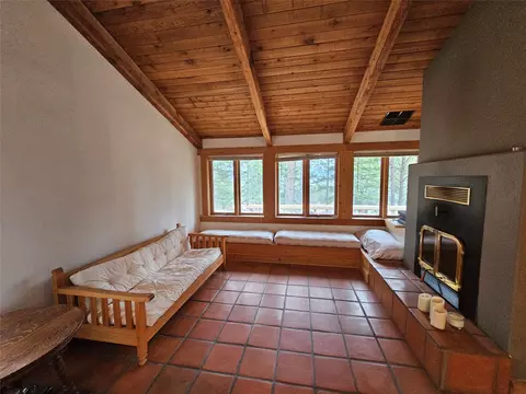 Living - 645 Alvista Loop, Hamilton, MT 59840 photo 3 of 10
