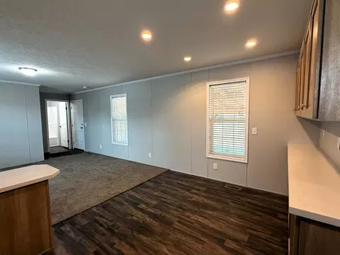 211 E Desmet St, Hamilton, MT 59840 photo 9