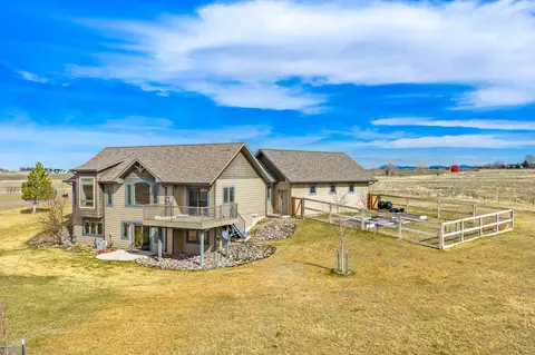16 Bend Park Rd, Great Falls, MT 59404