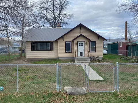 423 N Pine St, Townsend, MT 59644
