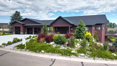113 Mission Bay Dr, Polson, MT 59860