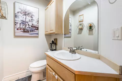 Bath - 163 Crestview Dr, Bigfork, MT 59911 photo 1 of 10