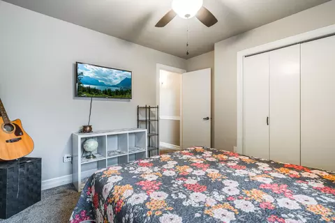 Bedroom - 163 Crestview Dr, Bigfork, MT 59911 photo 7 of 11