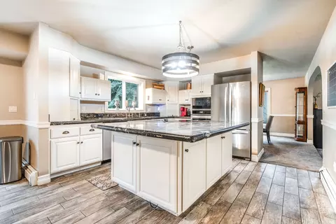 Kitchen - 163 Crestview Dr, Bigfork, MT 59911 photo 1 of 7