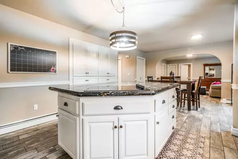 Kitchen - 163 Crestview Dr, Bigfork, MT 59911 photo 7 of 7