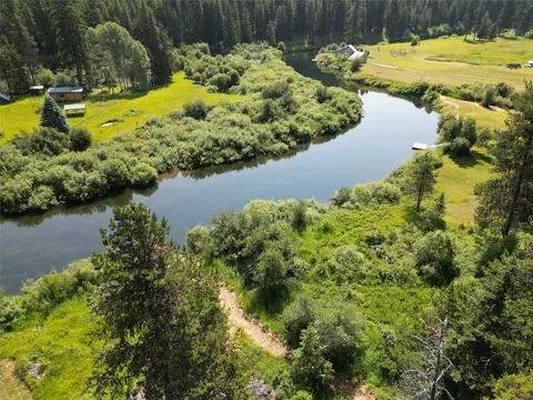 1442 1426 River View Dr, Yaak, MT 59935