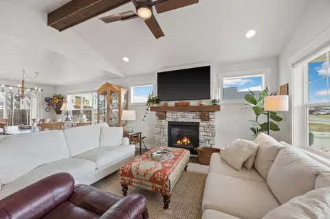 Living - 145 Silvertip Trl, Kalispell, MT 59901 photo 2 of 3