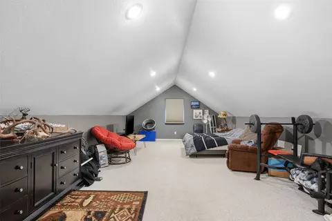 Bedroom - 231 Merganser Ln, Hamilton, MT 59840 photo 4 of 5