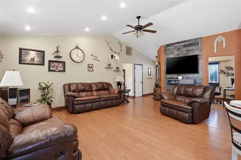 231 Merganser Ln, Hamilton, MT 59840