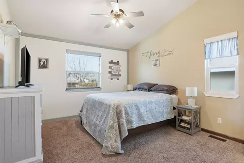 Bedroom - 231 Merganser Ln, Hamilton, MT 59840 photo 1 of 5
