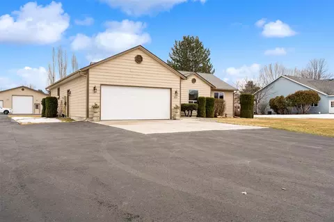 1810 Homestead Dr, Missoula, MT 59808