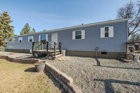352 Gateway St, Rexford, MT 59930