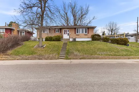 701 33rd Ave NE, Great Falls, MT 59404