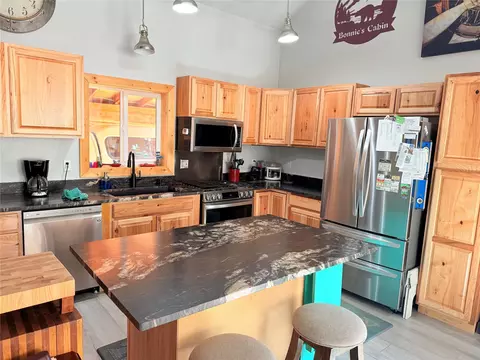 Kitchen - 116 Cherry Creek Bluff Rd, Libby, MT 59923 photo 4 of 4