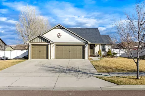 1005 40th Ave NE, Great Falls, MT 59404