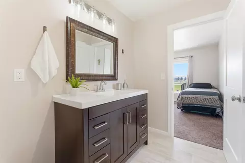 Bath - 5 Towering Pine Ct, Kalispell, MT 59901 photo 3 of 5