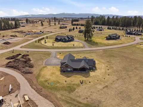 View/Area - 5 Towering Pine Ct, Kalispell, MT 59901 photo 4 of 9