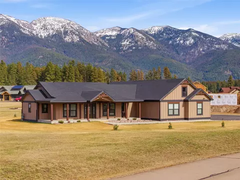 Exterior - 5 Towering Pine Ct, Kalispell, MT 59901 photo 2 of 15