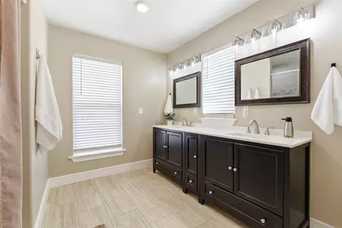 Bath - 5 Towering Pine Ct, Kalispell, MT 59901 photo 1 of 5