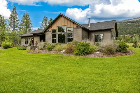 Exterior - 693 Cottonwood Rd, Hamilton, MT 59840 photo 12 of 25