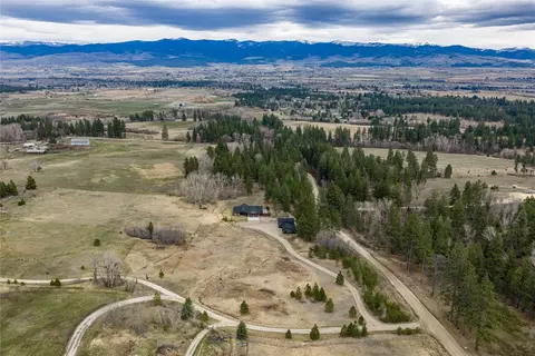View/Area - 693 Cottonwood Rd, Hamilton, MT 59840 photo 1 of 5