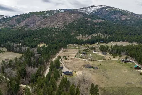 View/Area - 693 Cottonwood Rd, Hamilton, MT 59840 photo 4 of 5
