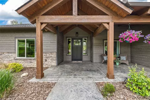 Exterior - 693 Cottonwood Rd, Hamilton, MT 59840 photo 8 of 25