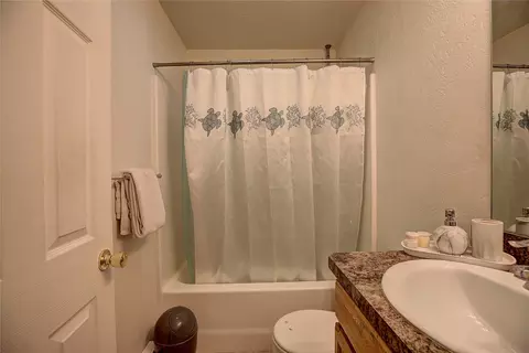 Bath - 90 Empire Loop, Kalispell, MT 59901 photo 3 of 4