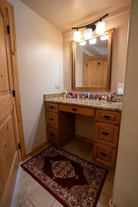 Bath - 1009 Bourne Loop, Victor, MT 59875 photo 2 of 6