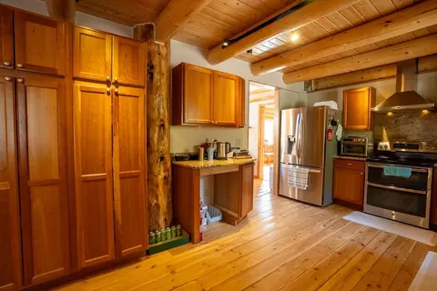 Kitchen - 1009 Bourne Loop, Victor, MT 59875 photo 3 of 3