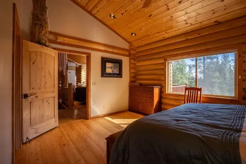 Bedroom - 1009 Bourne Loop, Victor, MT 59875 photo 3 of 8