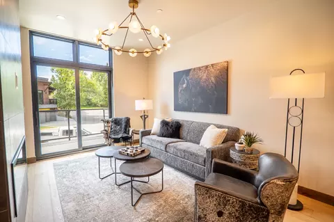 220 E 2nd St #202, Whitefish, MT 59937