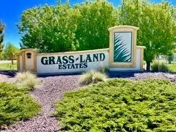 3869 Lovegrass Ln, Helena, MT 59602