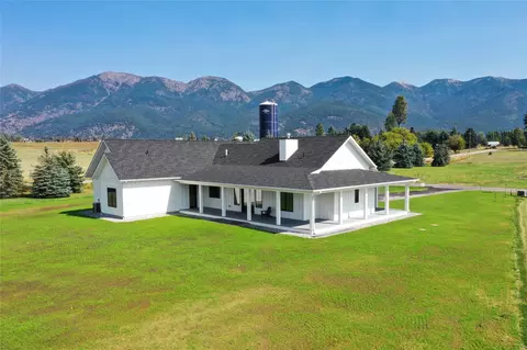Exterior - 1052 Foxtail Dr, Kalispell, MT 59901 photo 5 of 16