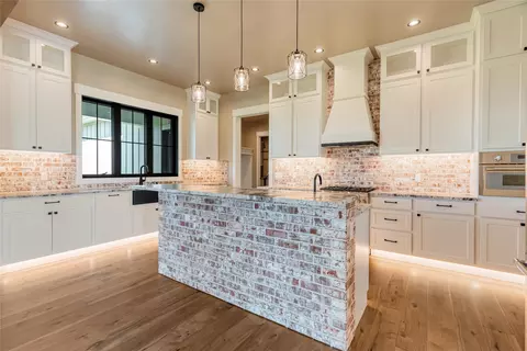 Kitchen - 1052 Foxtail Dr, Kalispell, MT 59901 photo 6 of 11