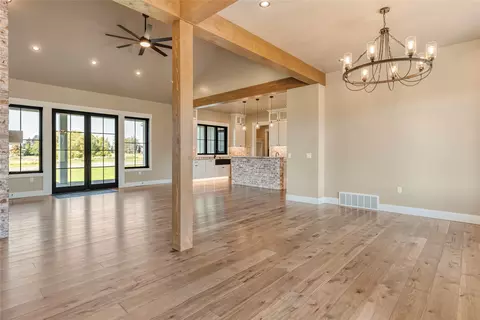 Living - 1052 Foxtail Dr, Kalispell, MT 59901 photo 5 of 8